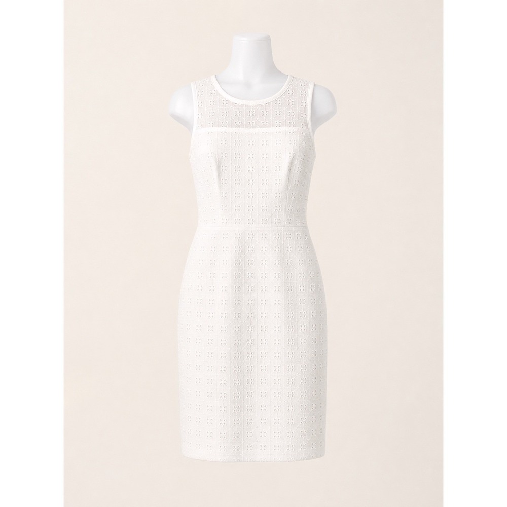 Banana Republic White Eyelet Dress Sleeveless Sheath Classic SummerSize 2